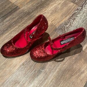Red, ruby glitter slippers
